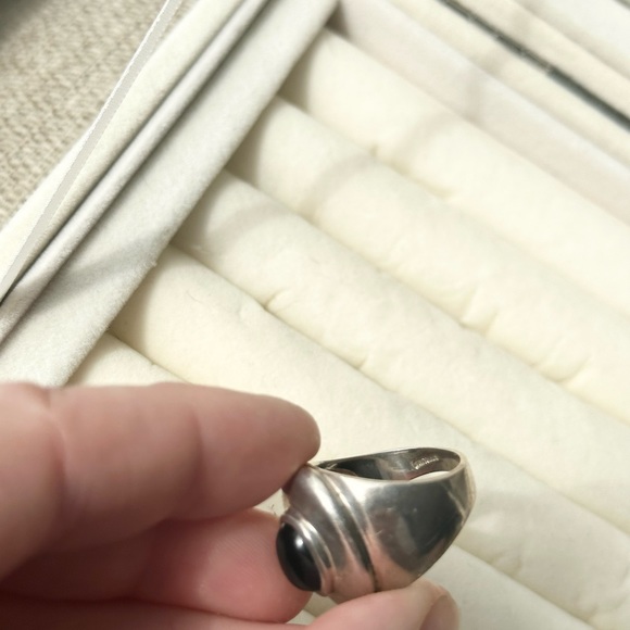 Sterling Silver Ring - Picture 11 of 12